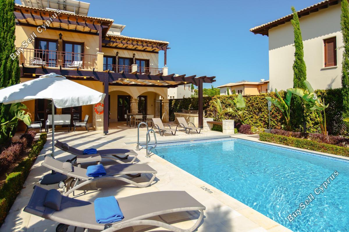 3 Bedroom Detached house for sale in Aphrodite Hills, Paphos: https://www.buysellcyprus.com/property-for-sale/paphos/aphrodite-hills/3-bed-detached-house-for-sale-aphrodite-hills-paphos-1794206.html (www.buysellcyprus.com)