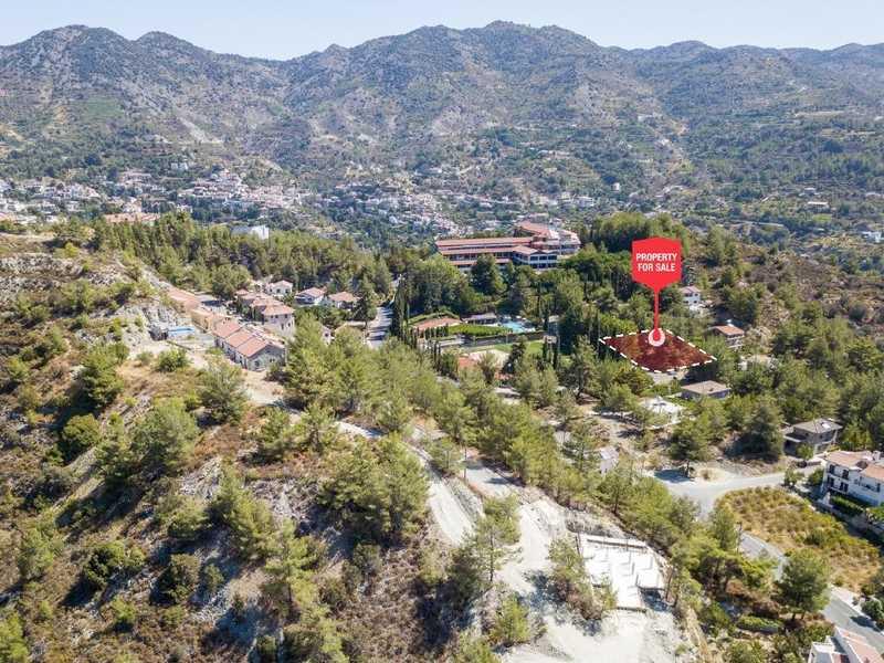 Residential land 942 m²: https://www.bazaraki.com/adv/5798192_residential-land-942-m2 (www.bazaraki.com)