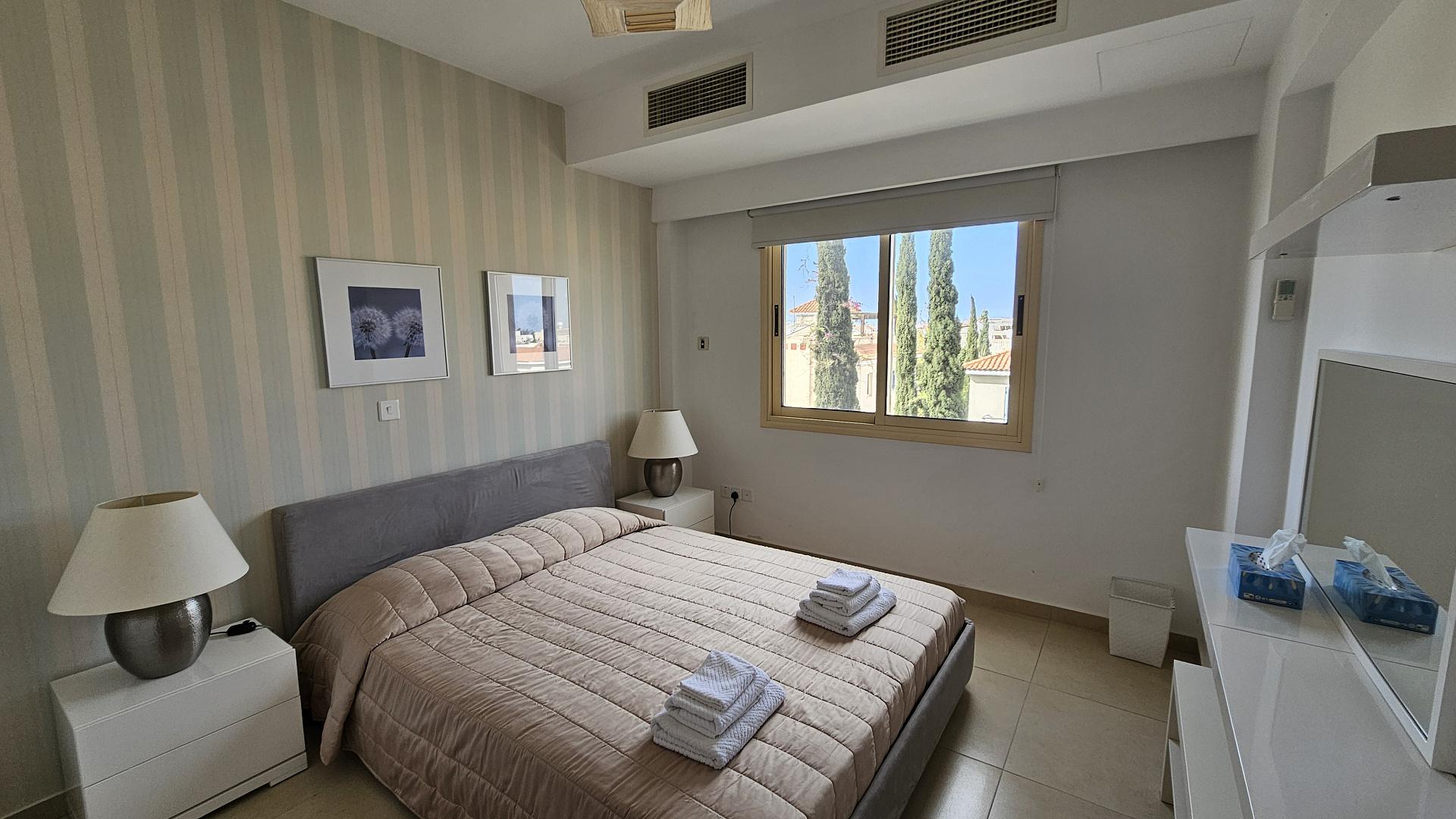 3-bedroom apartment in Paphos № 154001: https://dom.com.cy/en/catalog/sale/154001/ (dom.com.cy)