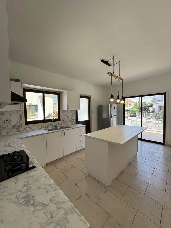 House for Rent / Σπίτι προς ενοικίαση: https://www.facebook.com/marketplace/item/1080653060788822 (www.facebook.com)