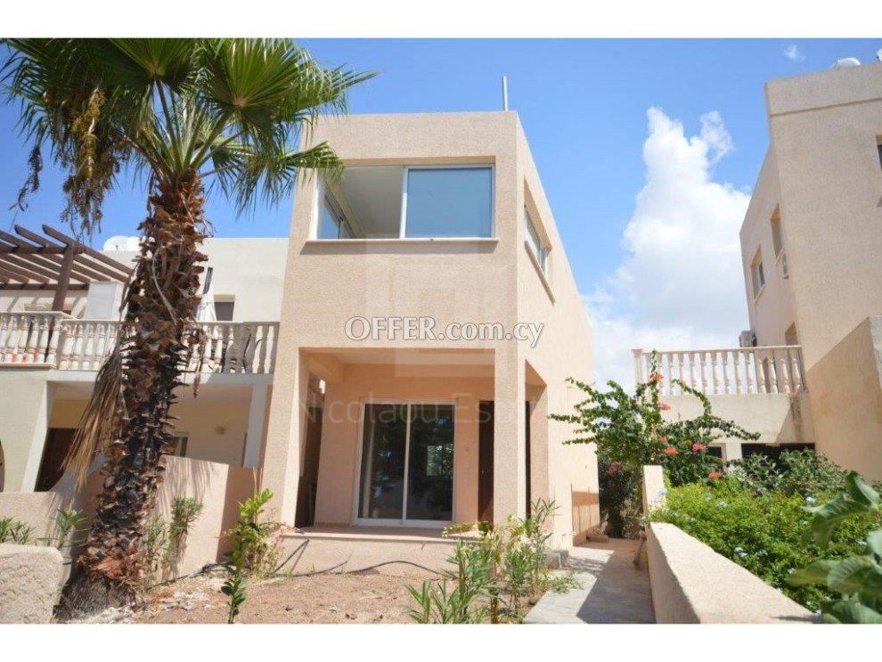 Three bedroom villa in Tombs of the Kings area of Paphos: https://www.offer.com.cy/en/three-bedroom-villa-in-tombs-of-the-kings-area-of-paphos/21-752300/ (www.offer.com.cy)