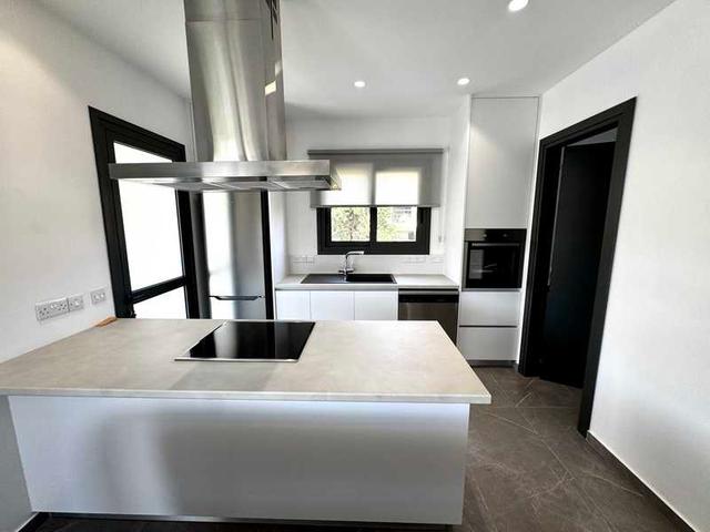 2-bedroom apartment to rent: https://www.bazaraki.com/adv/5798694_2-bedroom-apartment-to-rent (www.bazaraki.com)