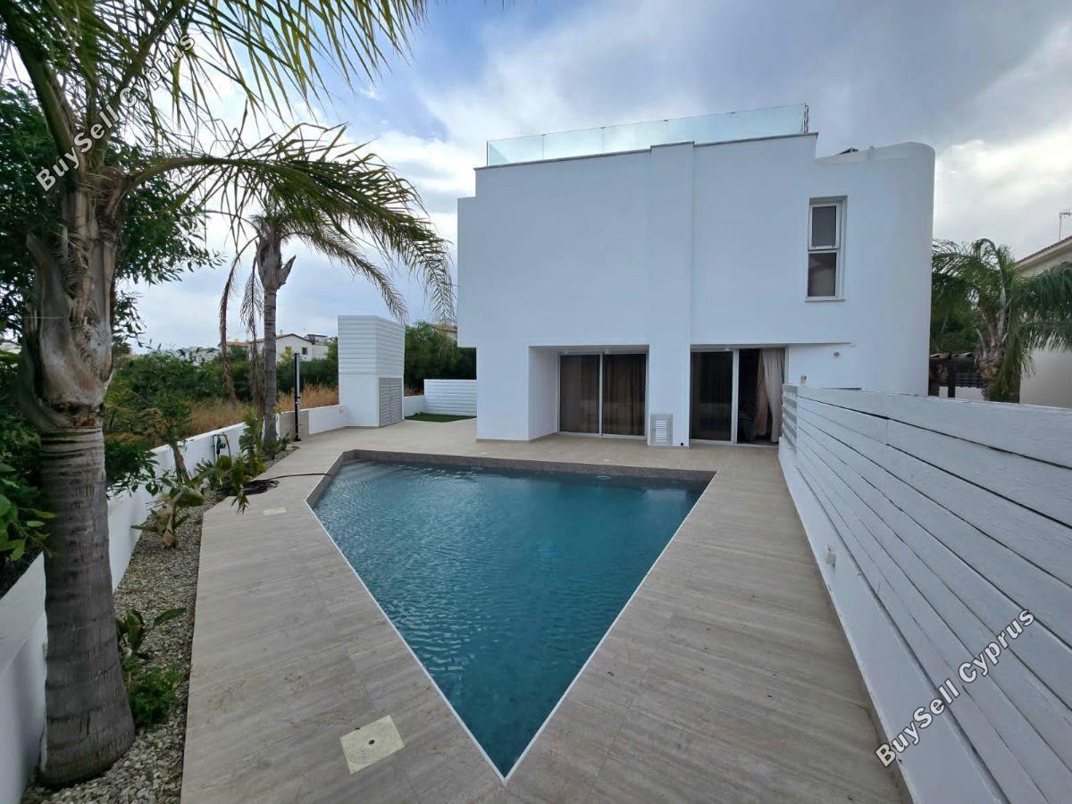 5 Bedroom Detached house for sale in Cape Greko, Famagusta: https://www.buysellcyprus.com/property-for-sale/famagusta/cape-greko/5-bed-detached-house-for-sale-cape-greko-famagusta-1797732.html (www.buysellcyprus.com)