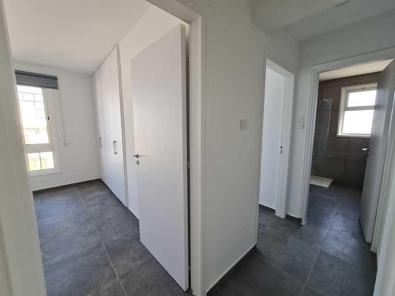 2 Beds 1 Bath Apartment/condo: https://www.facebook.com/marketplace/item/1209469877551850 (www.facebook.com)