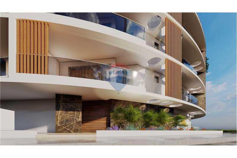 2-bedroom apartment for sale: https://www.bazaraki.com/adv/5793163_2-bedroom-apartment-for-sale (www.bazaraki.com)