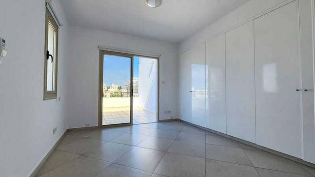 3-bedroom penthouse to rent: https://www.bazaraki.com/adv/5797210_3-bedroom-penthouse-to-rent (www.bazaraki.com)