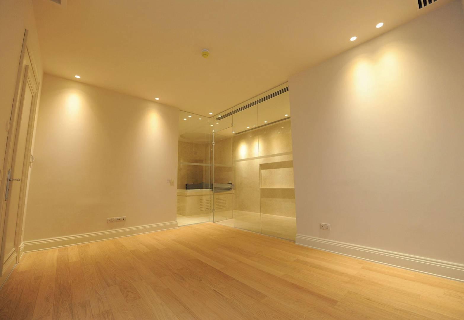 New 5-bedroom villa in Larnaca № 153399: https://dom.com.cy/en/catalog/sale/153399/ (dom.com.cy)