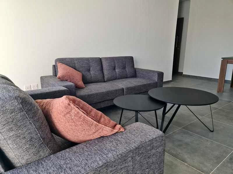 2 Beds 1 Bath Apartment/condo: https://www.facebook.com/marketplace/item/1209469877551850 (www.facebook.com)