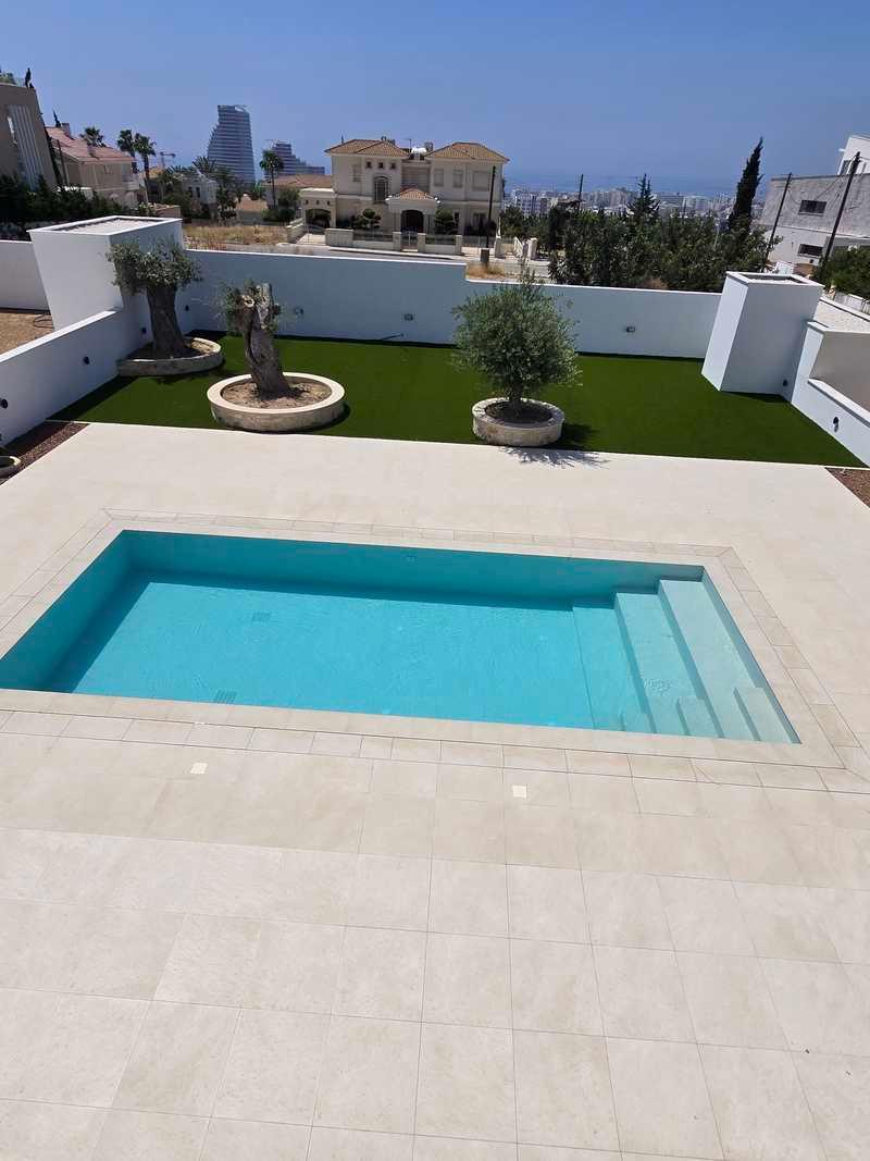  5-bedroom villa to rent: https://www.bazaraki.com/adv/5787190_5-bedroom-villa-to-rent (www.bazaraki.com)
