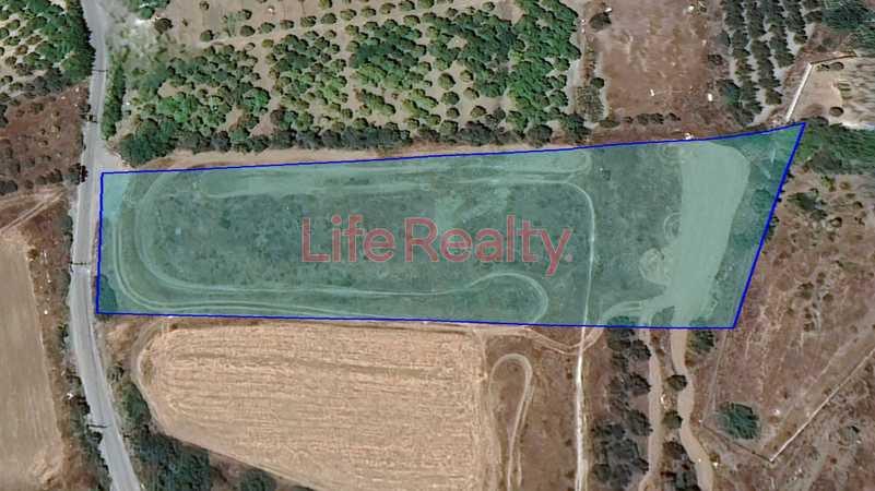Residential land 7855 m²: https://www.bazaraki.com/adv/5786710_residential-land-7855-m2 (www.bazaraki.com)
