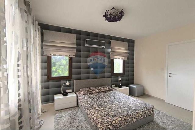 4-bedroom detached house for sale: https://www.bazaraki.com/adv/5793156_4-bedroom-detached-house-for-sale (www.bazaraki.com)