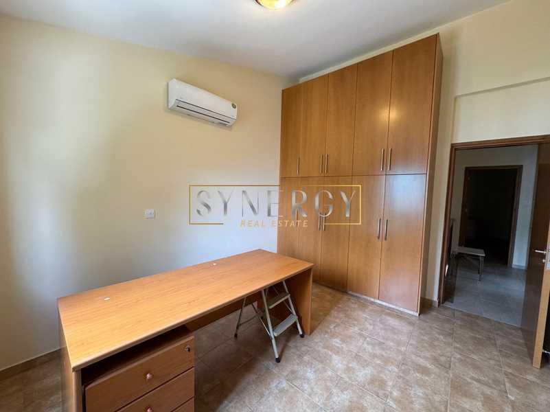 3-bedroom semi-detached to rent: https://www.bazaraki.com/adv/5795487_3-bedroom-semi-detached-to-rent (www.bazaraki.com)