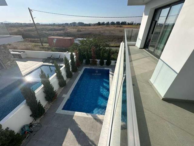 4-bedroom detached house to rent: https://www.bazaraki.com/adv/5791321_4-bedroom-detached-house-to-rent (www.bazaraki.com)