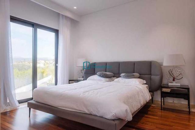 4-bedroom villa for sale: https://www.bazaraki.com/adv/5790827_4-bedroom-villa-for-sale (www.bazaraki.com)
