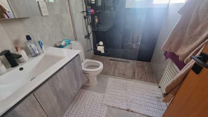 3-bedroom villa for sale: https://www.bazaraki.com/adv/5795051_3-bedroom-villa-for-sale (www.bazaraki.com)