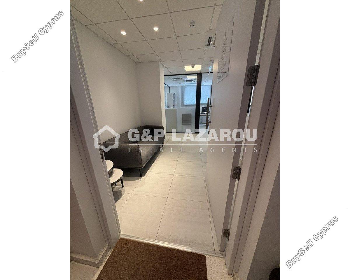 Office to rent in Kaimakli, Nicosia: https://www.buysellcyprus.com/property-for-rent/nicosia/kaimakli/office-to-rent-kaimakli-nicosia-1796535.html (www.buysellcyprus.com)
