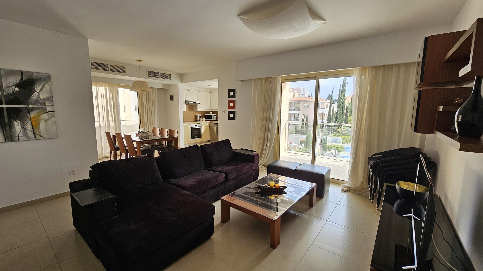 3-bedroom apartment in Paphos № 154001: https://dom.com.cy/en/catalog/sale/154001/ (dom.com.cy)