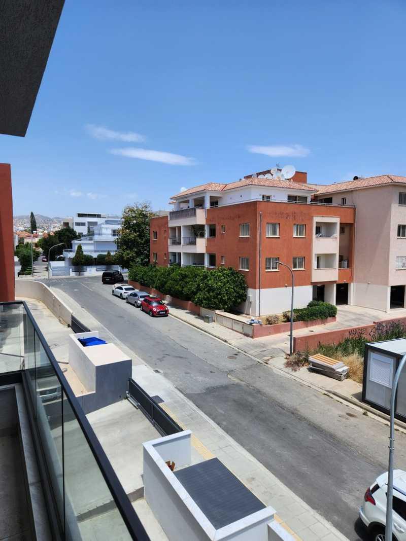 3-bedroom apartment to rent: https://www.bazaraki.com/adv/5792755_3-bedroom-apartment-to-rent (www.bazaraki.com)