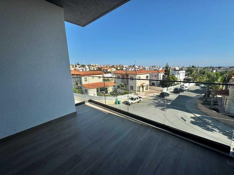 2-bedroom apartment to rent: https://www.bazaraki.com/adv/5786260_2-bedroom-apartment-to-rent (www.bazaraki.com)