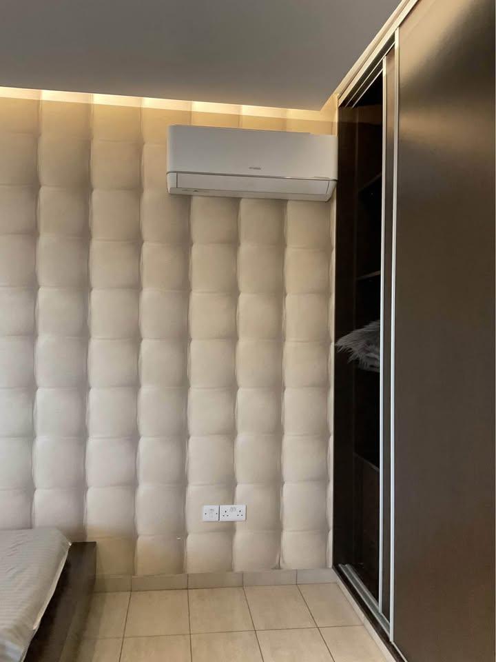 STUDIO: https://www.facebook.com/marketplace/item/662620343353444 (www.facebook.com)