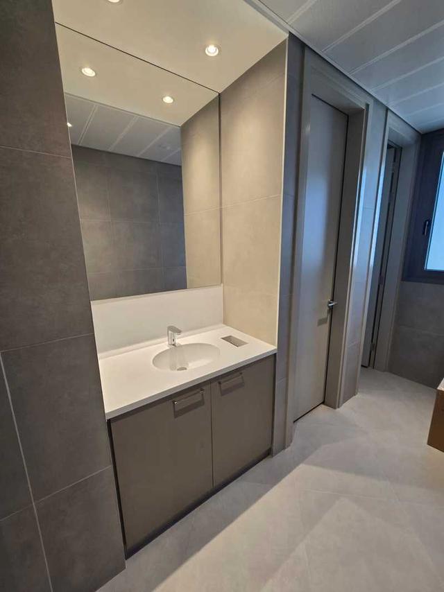 Brand new hightech and modern office 278sqm: https://www.bazaraki.com/adv/5799156_brand-new-hightech-and-modern-office-278sqm (www.bazaraki.com)