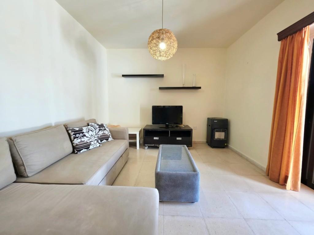 2 Bedroom Townhouse For Rent: https://www.zyprus.com/property/39347/2-bedrooms-house-townhouse-in-agia-marinouda-paphos (www.zyprus.com)