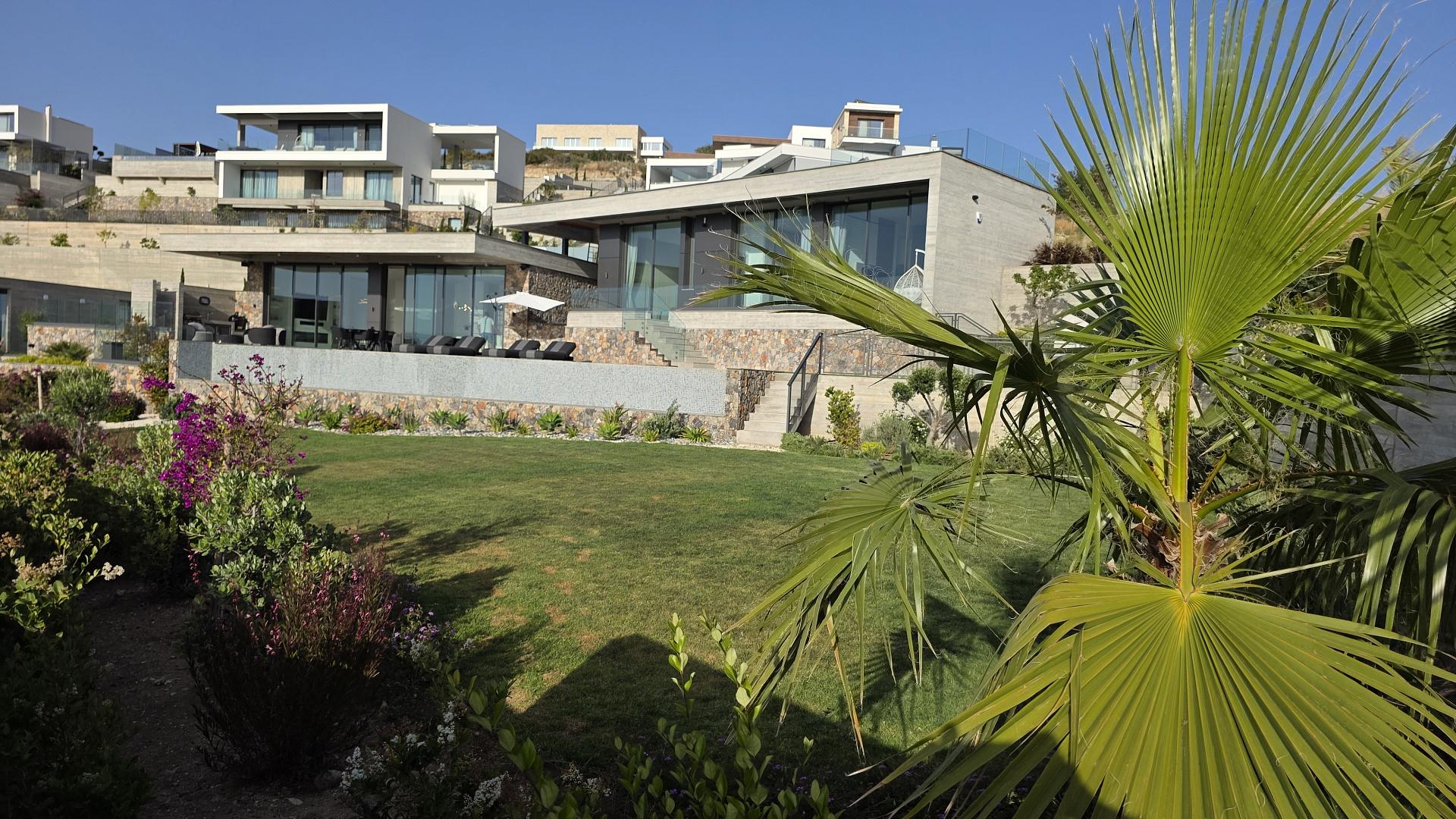 5-bedroom villa in Paphos № 152717: https://dom.com.cy/en/catalog/sale/152717/ (dom.com.cy)