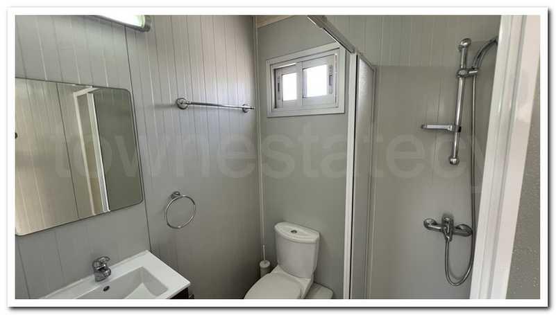 3-bedroom apartment to rent: https://www.bazaraki.com/adv/5792814_3-bedroom-apartment-to-rent (www.bazaraki.com)