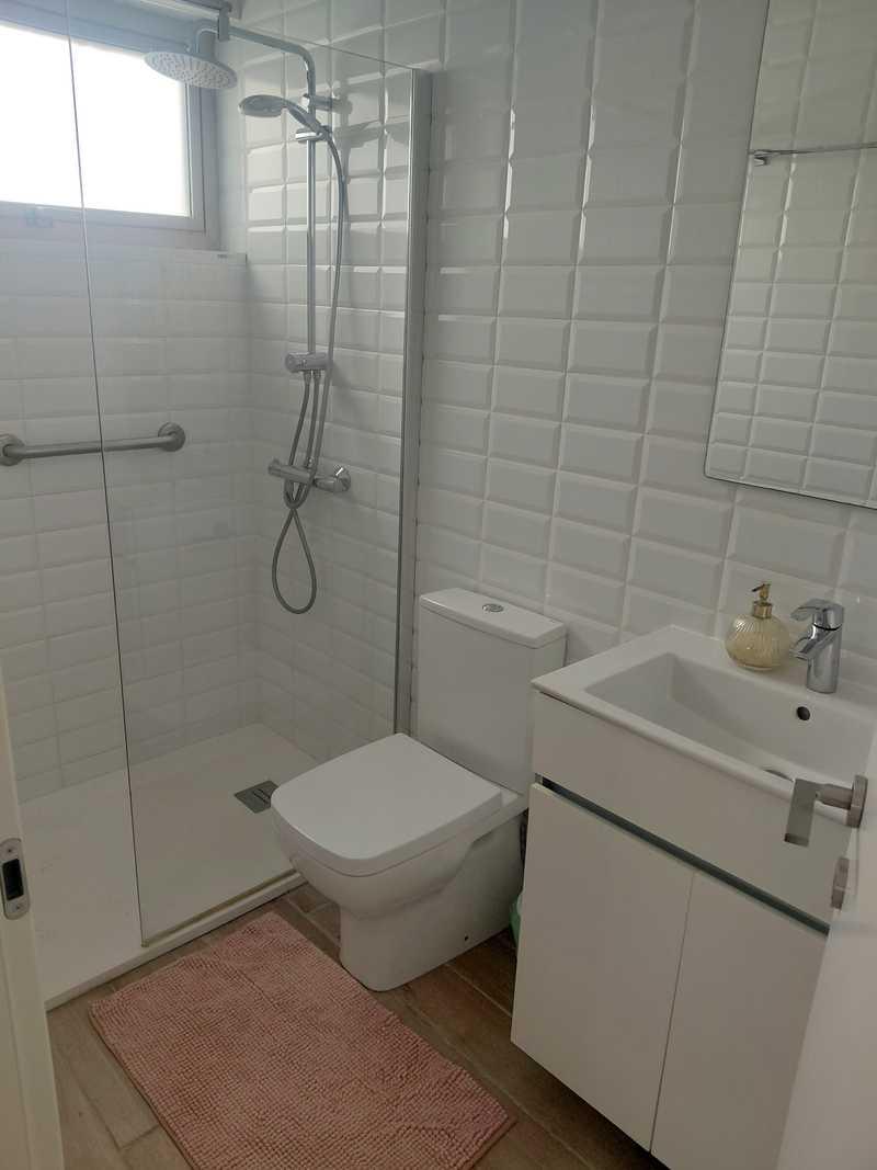 2-bedroom penthouse to rent: https://www.bazaraki.com/adv/5767445_2-bedroom-penthouse-to-rent (www.bazaraki.com)