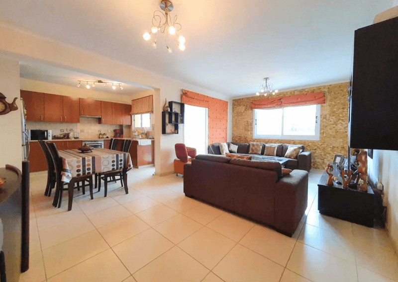 3-bedroom apartment to rent: https://www.bazaraki.com/adv/5795245_3-bedroom-apartment-to-rent (www.bazaraki.com)