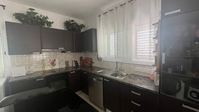 4-bedroom house in Paphos №153688: https://dom.com.cy/en/catalog/rent/153688/ (dom.com.cy)