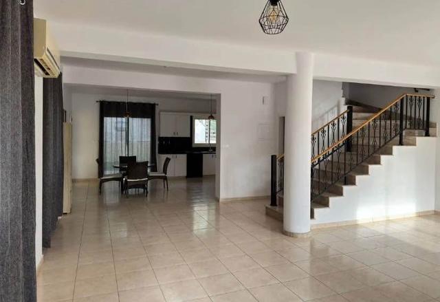 4 bedroom house for rent in Germasogia close to Sklavenitis: https://www.facebook.com/marketplace/item/1371929907288344 (www.facebook.com)