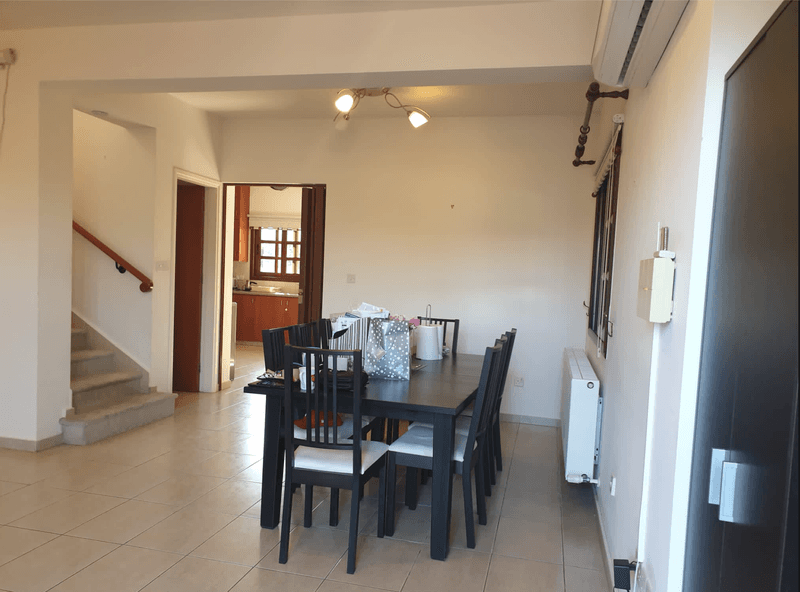 3-bedroom semi-detached to rent: https://www.bazaraki.com/adv/5786174_3-bedroom-semi-detached-to-rent (www.bazaraki.com)