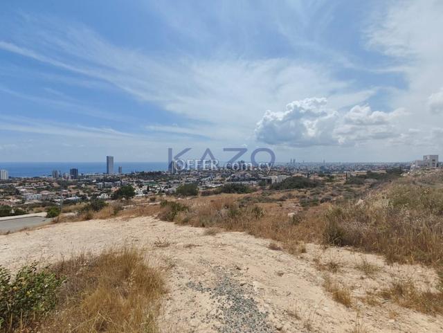 Unobstructed Residential Sea View Building Plot in Moutagiakka, Limassol: https://www.offer.com.cy/en/unobstructed-residential-sea-view-building-plot-in-moutagiakka-limassol/21-816126/ (www.offer.com.cy)