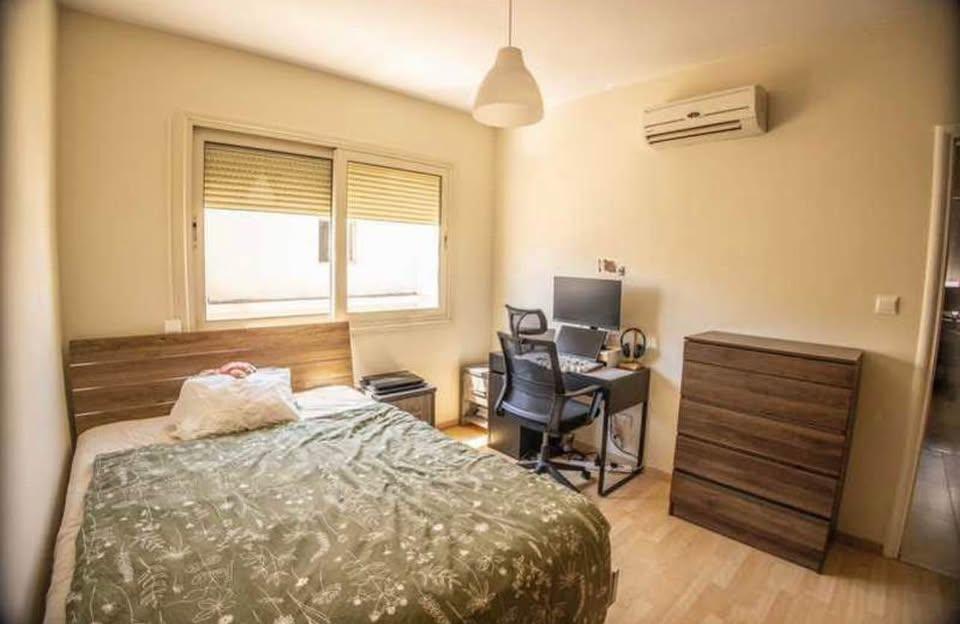 2 bedroom apartment in Limassol: https://www.facebook.com/marketplace/item/9733016136782496 (www.facebook.com)