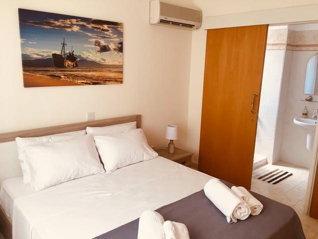 2 Beds 2 Baths Apartment/condo: https://www.facebook.com/marketplace/item/1591503301806700 (www.facebook.com)