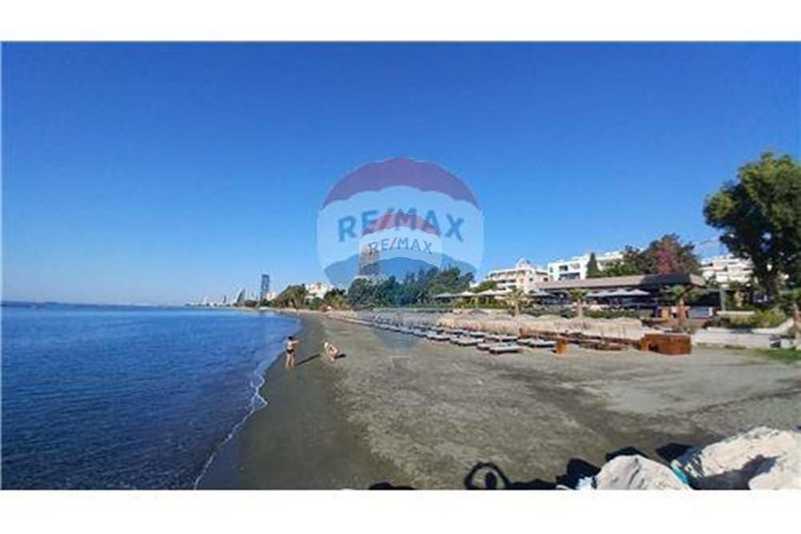 2-bedroom apartment to rent: https://www.bazaraki.com/adv/5787670_2-bedroom-apartment-to-rent (www.bazaraki.com)