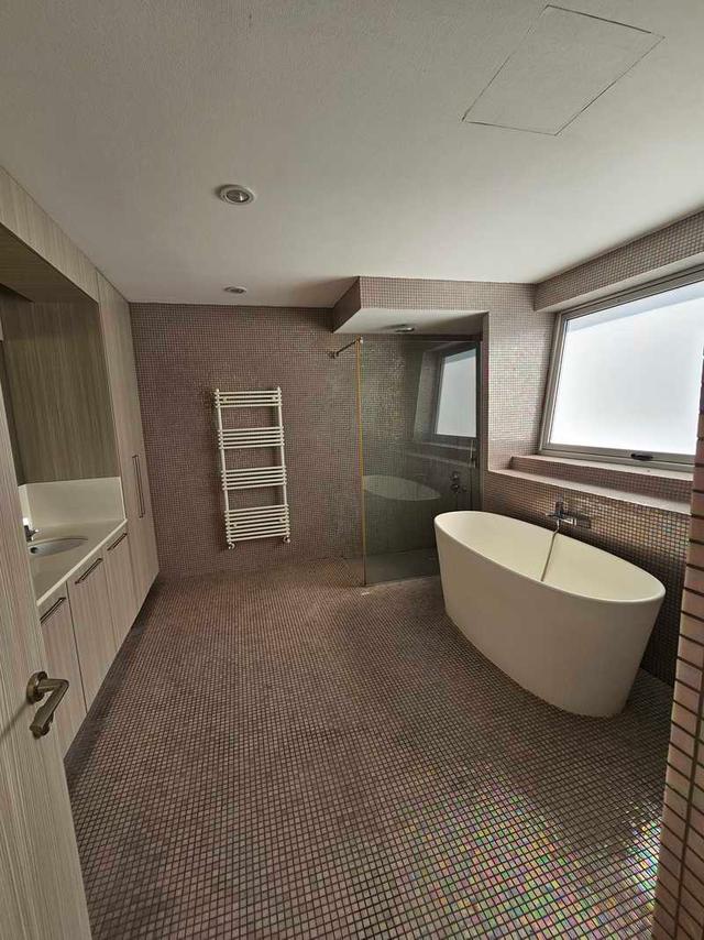 4-bedroom detached house for sale: https://www.bazaraki.com/adv/5797390_6-bedroom-detached-house-for-sale (www.bazaraki.com)