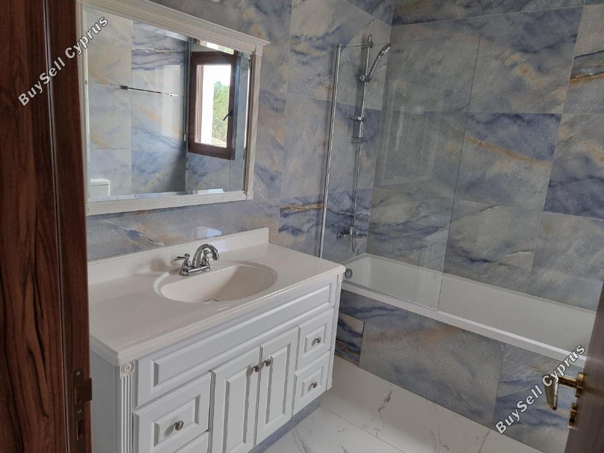 5 Bedroom Detached house to rent in Dekeleia, Larnaca: https://www.buysellcyprus.com/property-for-rent/larnaca/dekeleia/5-bed-detached-house-to-rent-dekeleia-larnaca-1795451.html (www.buysellcyprus.com)