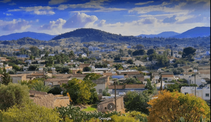 Residential land 635 m²: https://www.bazaraki.com/adv/5794941_residential-land-635-m2 (www.bazaraki.com)