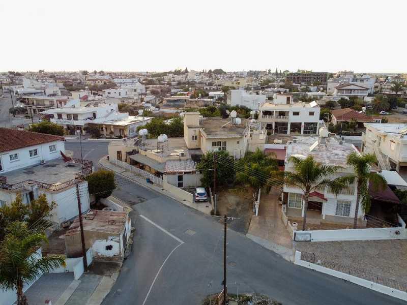 3-bedroom maisonette for sale: https://www.bazaraki.com/adv/5748247_3-bedroom-maisonette-for-sale (www.bazaraki.com)