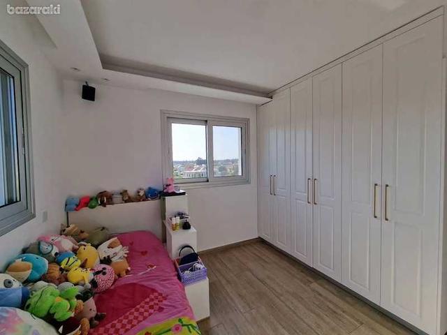 3-bedroom penthouse to rent: https://www.bazaraki.com/adv/5795286_3-bedroom-penthouse-to-rent (www.bazaraki.com)