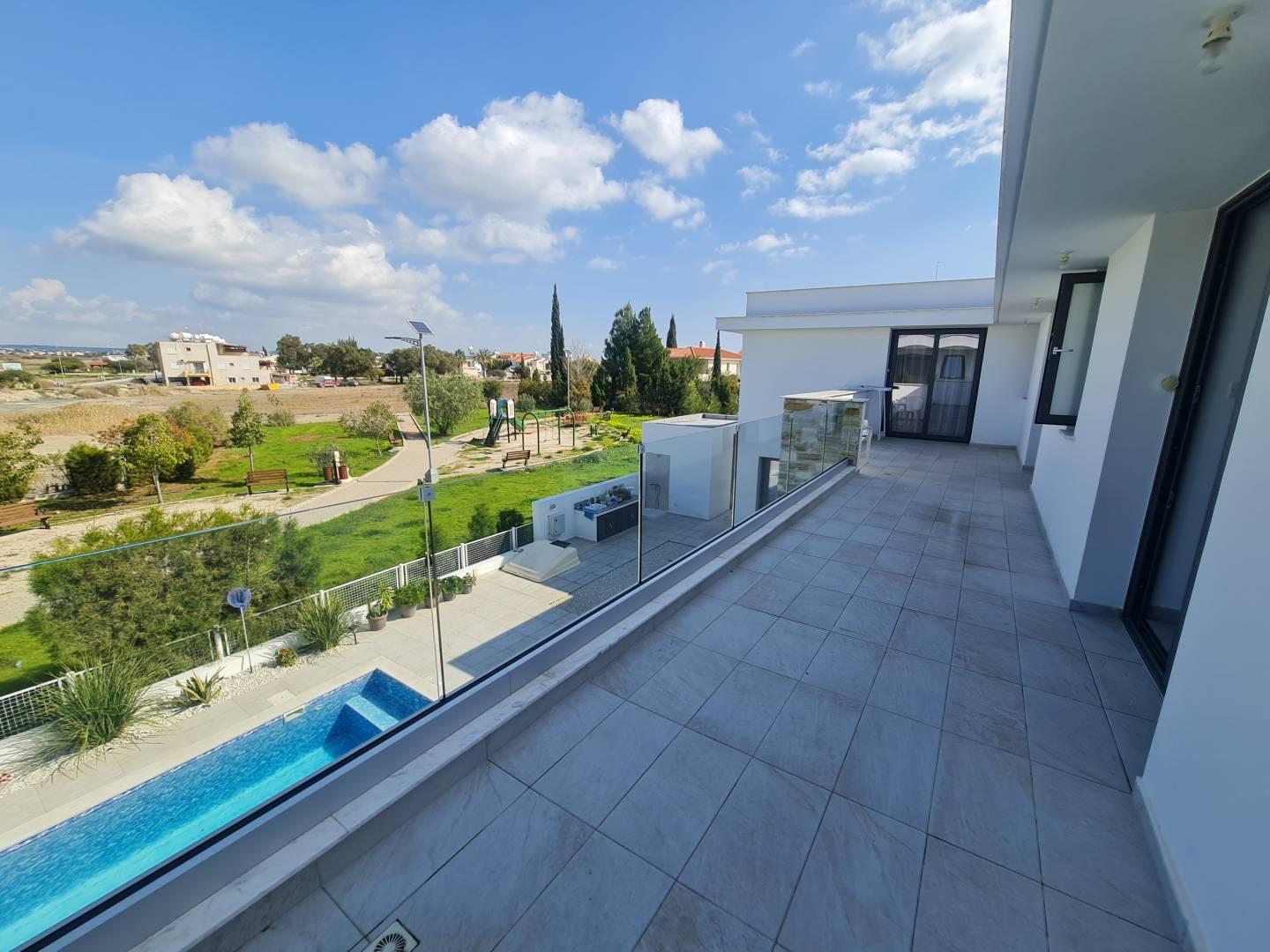 New 4-bedroom villa in Larnaca №153333: https://dom.com.cy/en/catalog/rent/153333/ (dom.com.cy)