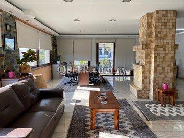 Very spacious 2 bedroom apartment 143 sq.m. fully furnished in a prim: https://www.offer.com.cy/en/very-spacious-2-bedroom-apartment-143-sq-m-fully-furnished-in-a-prim/21-816609/ (www.offer.com.cy)