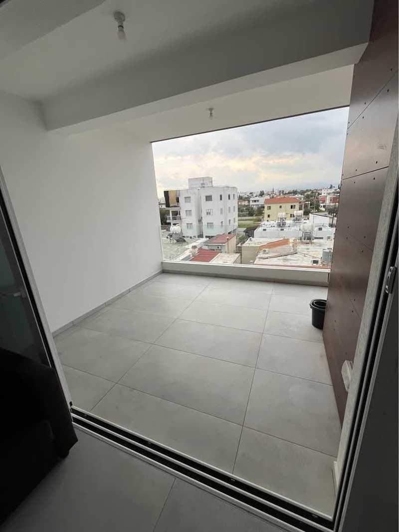 2-bedroom penthouse to rent: https://www.bazaraki.com/adv/5793795_2-bedroom-penthouse-to-rent (www.bazaraki.com)