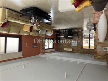 4 bedroom fully furnished whole floor apartment in a prime location i: https://www.offer.com.cy/en/4-bedroom-fully-furnished-whole-floor-apartment-in-a-prime-location-i/21-816595/ (www.offer.com.cy)
