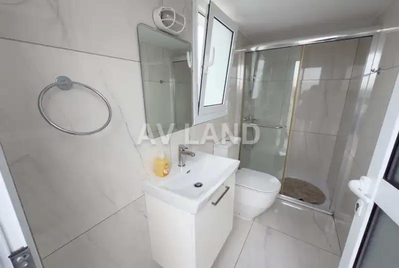 3-bedroom penthouse to rent: https://www.bazaraki.com/adv/5787598_3-bedroom-penthouse-to-rent (www.bazaraki.com)