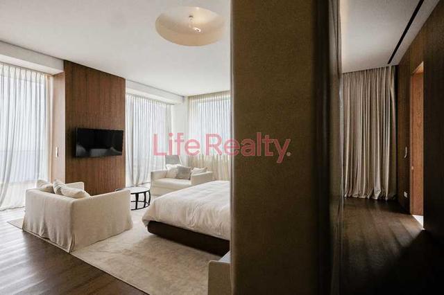 4-bedroom penthouse for sale: https://www.bazaraki.com/adv/5778708_4-bedroom-penthouse-for-sale (www.bazaraki.com)