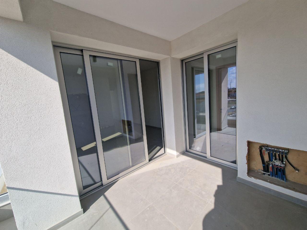 New 1-bedroom flat in Larnaca № 153919: https://dom.com.cy/en/catalog/sale/153919/ (dom.com.cy)