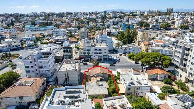 Commercial land 718 m²: https://www.bazaraki.com/adv/5788880_commercial-land-718-m2 (www.bazaraki.com)